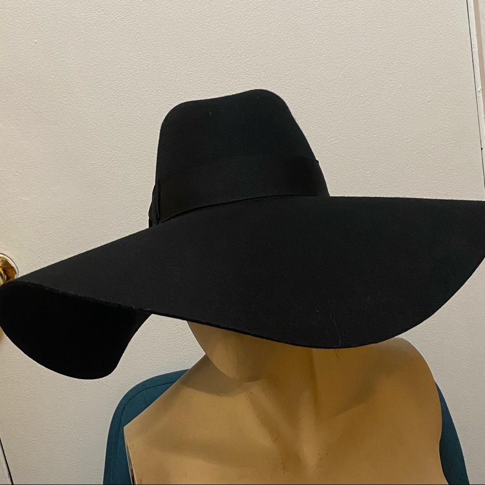 🛍🎉BEYONCÉ FORMATION HAT !l🛍SPRING SALE !!!!